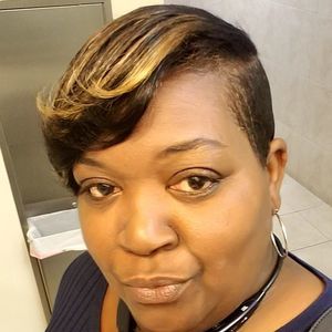 Meet your Posher, Stacie